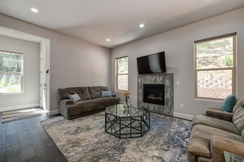 559 Greenwood Dr, Meadow Vista CA  95722-9708 exterior