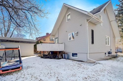 1818 Lawn Ave, Madison WI  53711-2035 exterior