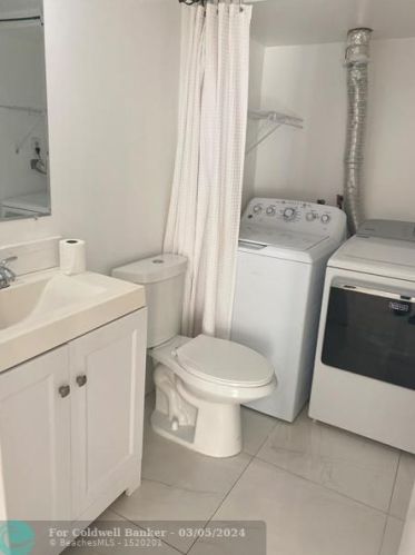 1700 Embassy Dr, West Palm Beach FL  33401-1913 exterior