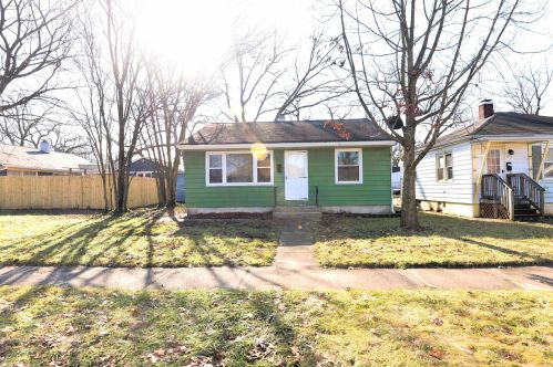 911 Broadway St, Mishawaka, IN 46545-5933