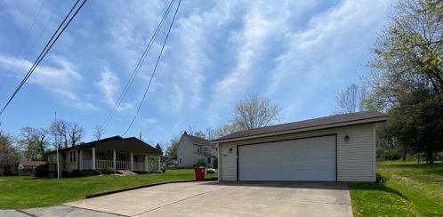 457 Schultz Ave, Latrobe, PA 15650-3362