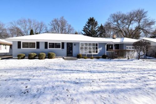 1730 118th St, Milwaukee, WI 53226-3014