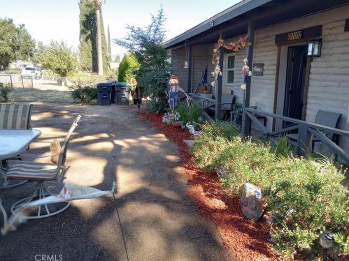 1002 Magnolia Ave, Beaumont CA  92223-1837 exterior