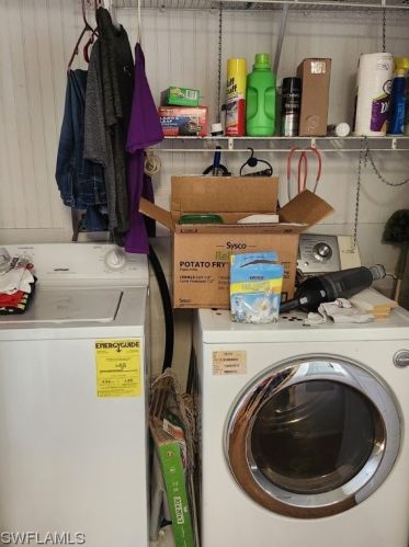 848 Yacht Club Way, Moore Haven FL  33471-2822 exterior