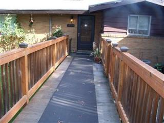 10520 35th Ave, Seattle, WA 98125-7902