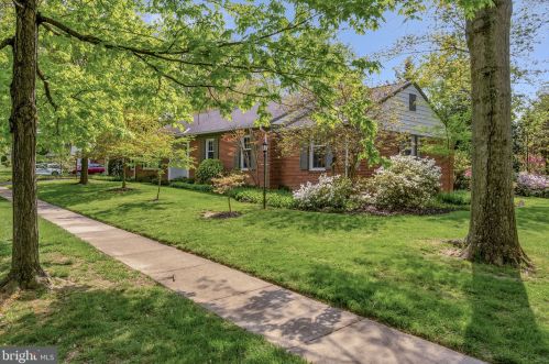 505 Foulkstone Rd, Wilmington, DE 19803-2413