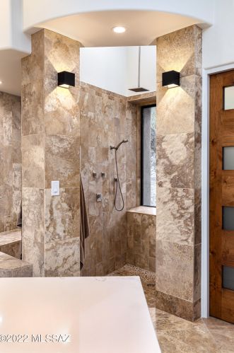 2116 Buck Rdg Pl, Tucson AZ exterior