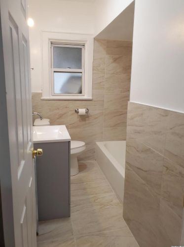 135 Allen St, Hempstead NY  11550-7319 exterior