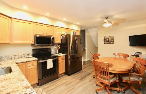 1030 Amboise Dr, Marion OH 43302-6614 exterior