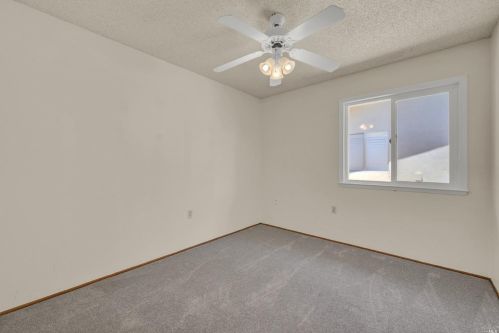 129 Rainier Cir, Vacaville CA  95687-3309 exterior