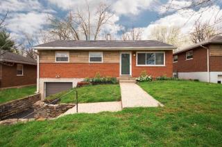 687 Maple Tree Ln, Covington, KY 41018-1107