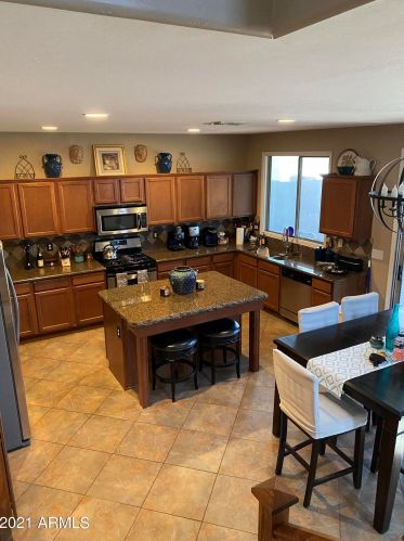 16615 27th Ave, Phoenix AZ 85087-9623 exterior