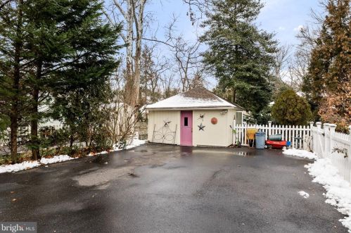 303 Mantua Ave, Wenonah NJ  08090-1836 exterior