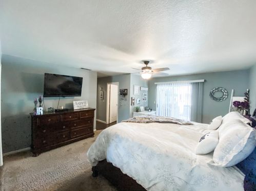 1632 Dickey Ct, Ripon CA  95366-3607 exterior