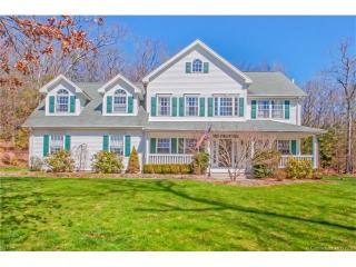 169 Hemlock Ridge Rd, Southbury, CT 06488-3227