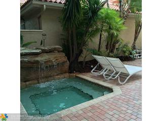 1403 Shoreline Way, Hollywood FL  33019-5007 exterior