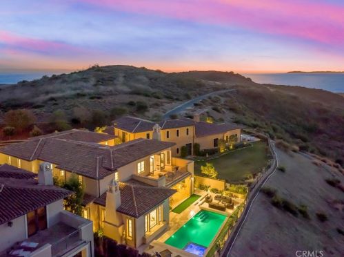 31 Seawatch, Newport Beach CA  92657-1650 exterior