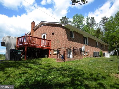 16461 Richmond Tpke, Bowling Green VA  22427-2207 exterior