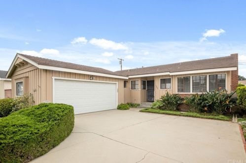 3226 Antonio St, Torrance, CA 90503-5911