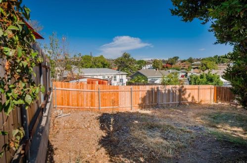 4461 Olive Ave, La Mesa CA  91942-8826 exterior