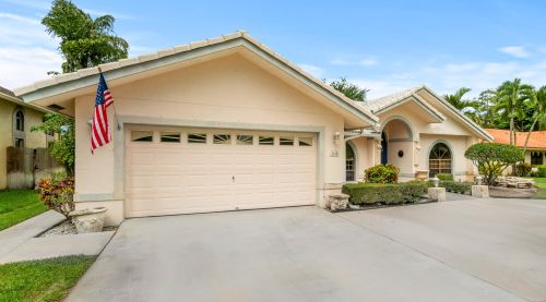 1840 Wisteria St, West Palm Beach, FL 33414-8609