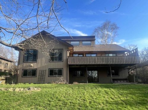 609 Orchard Ridge Rd, Dodgeville WI  53533-2002 exterior