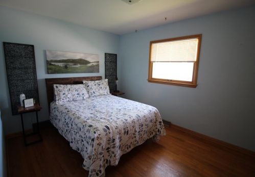 5725 89th St, Milwaukee WI  53225-2810 exterior