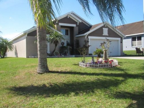 135 Argyle Gate Loop Rd, Dundee, FL 33838-4433