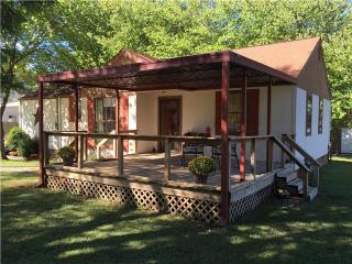 1987 Gatlin Dr, Nashville, TN 37210-4723