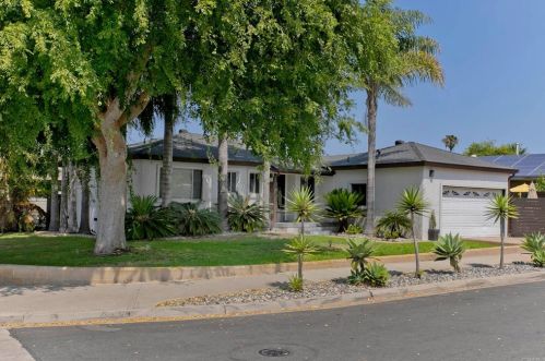 4002 Gros Ventre Ave, San Diego, CA 92117-4640