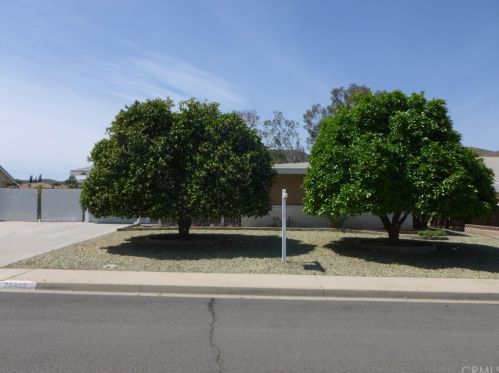 28415 Portsmouth Dr, Menifee, CA 92586-2612