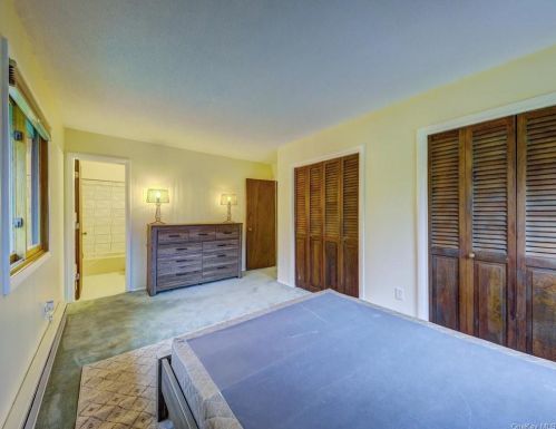 22 Panorama Dr, Patterson NY  12563-2305 exterior
