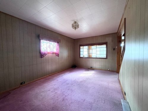338 Pleasant Valley Rd, Connellsville PA  15425-6080 exterior
