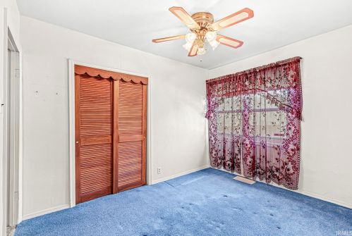 2116 Jefferson Blvd, Mishawaka IN 46545-7720 exterior