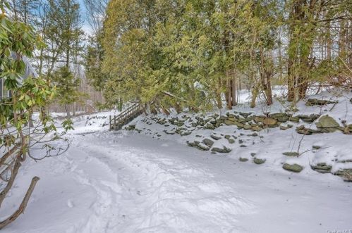 12 Mona Lisa Ln, Warwick NY  10990-2654 exterior