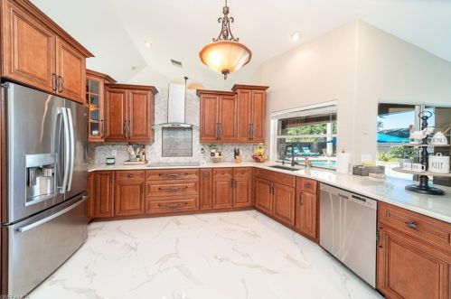 2134 19 Ave, Cape Coral FL  33990-4113 exterior