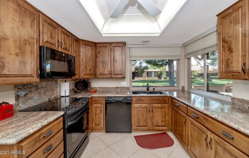 7613 Plz Ave, Scottsdale AZ 85250-6711 exterior