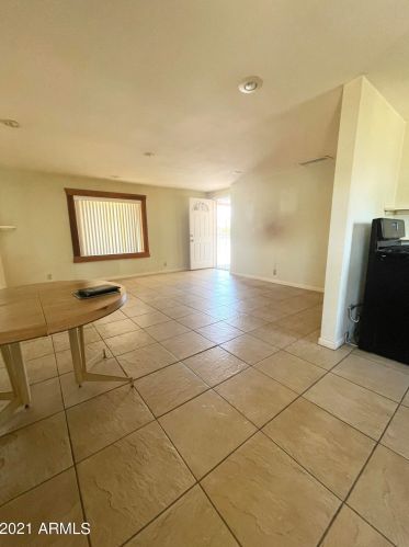 4734 10th St, Phoenix, AZ 85014-3616