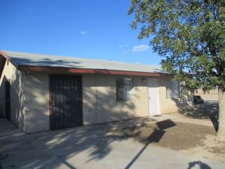 122 3rd St, Safford, AZ 85546-2021