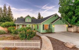 5627 Corona Ave, Fresno, CA 93722-3057