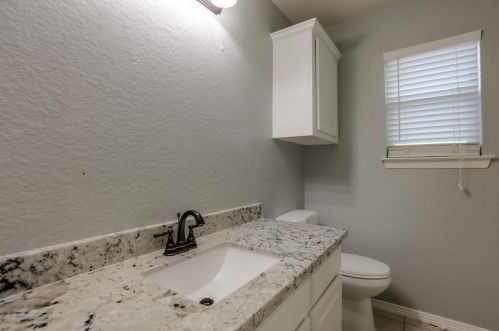 8514 Sports Haven Dr, Humble TX  77346-6000 exterior