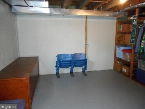 330 Pine St, Manor PA  19036-1008 exterior