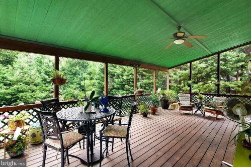 2922 Independence Dr, Montross VA  22520-8844 exterior