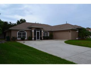 103 Thunderbird Dr, Sebastian, FL 32958-2202
