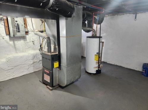 1100 Green St, Norristown PA  19401-3806 exterior