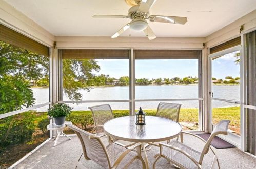 6552 Ilex Cir, Naples, FL 34109-8813