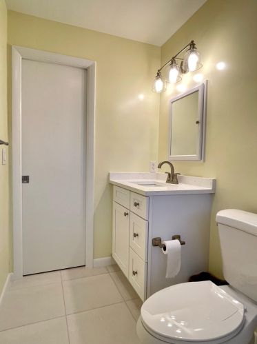 602 Beach Ave, Fort Pierce FL  34952-1327 exterior