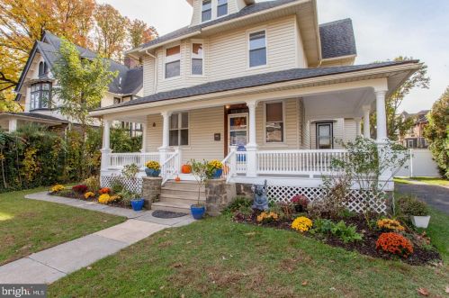 1102 Melrose Ave, Melrose Park, PA 19027-3016