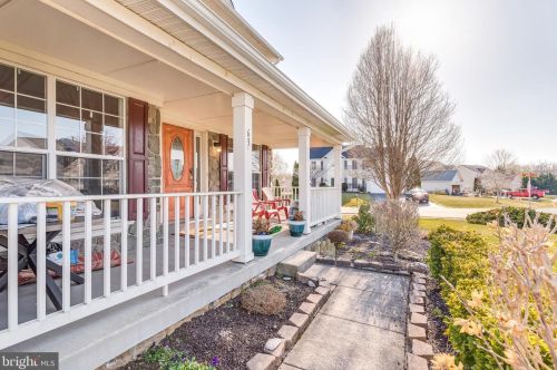 63 Turnberry Dr, Charles Town WV  25414-3887 exterior