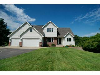 107 Pheasant Dr, Mankato, MN 56001-9329